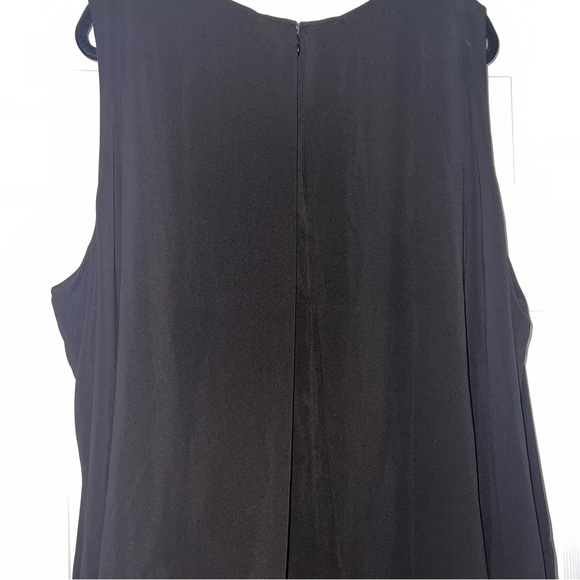Sleeveless Calvin Klein Shirt w Pearl Detailing - Picture 7 of 7